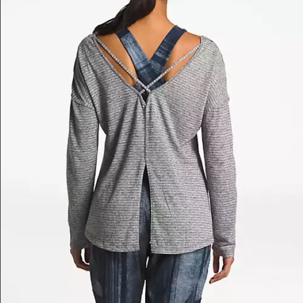 North Face Long Sleeve Shirt - Picture 2 of 7